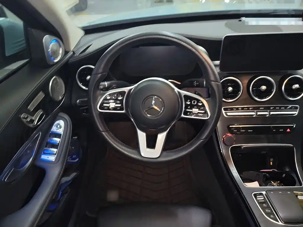 Mercedes-Benz C-Class 2019 — фото 11