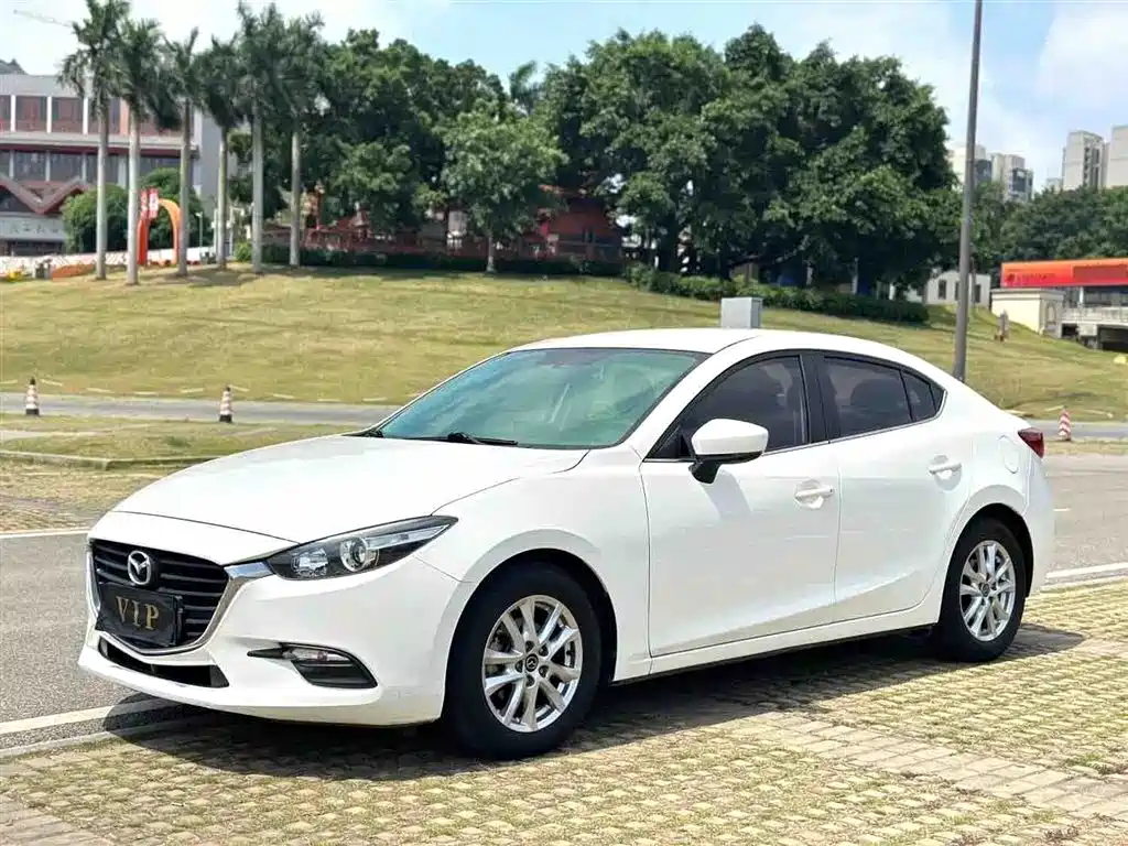 Mazda 3 Axela 2018