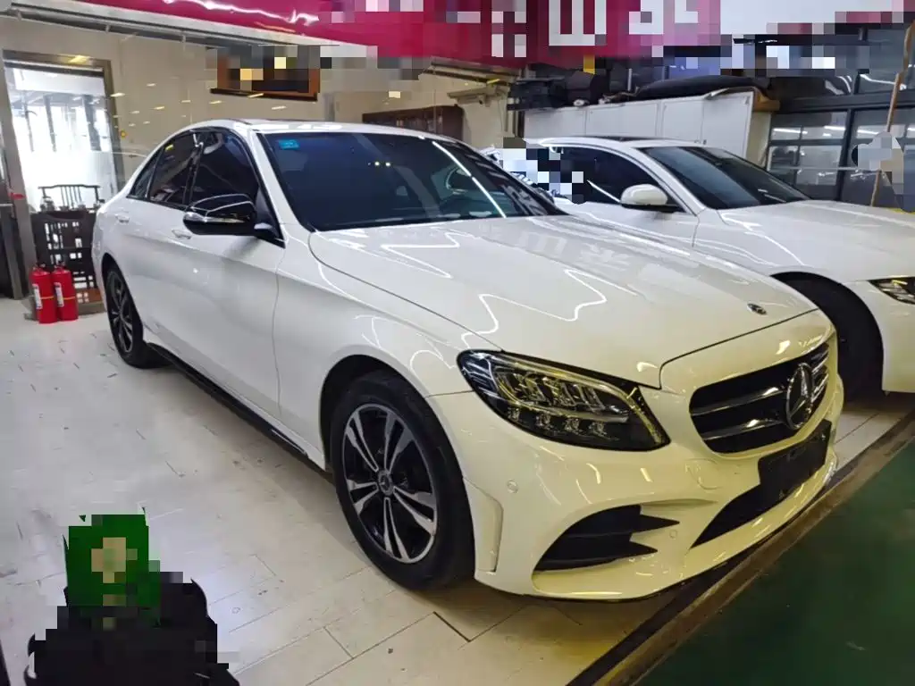 Mercedes-Benz C-Class 2020