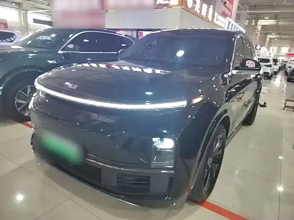 Li Auto L8 2024