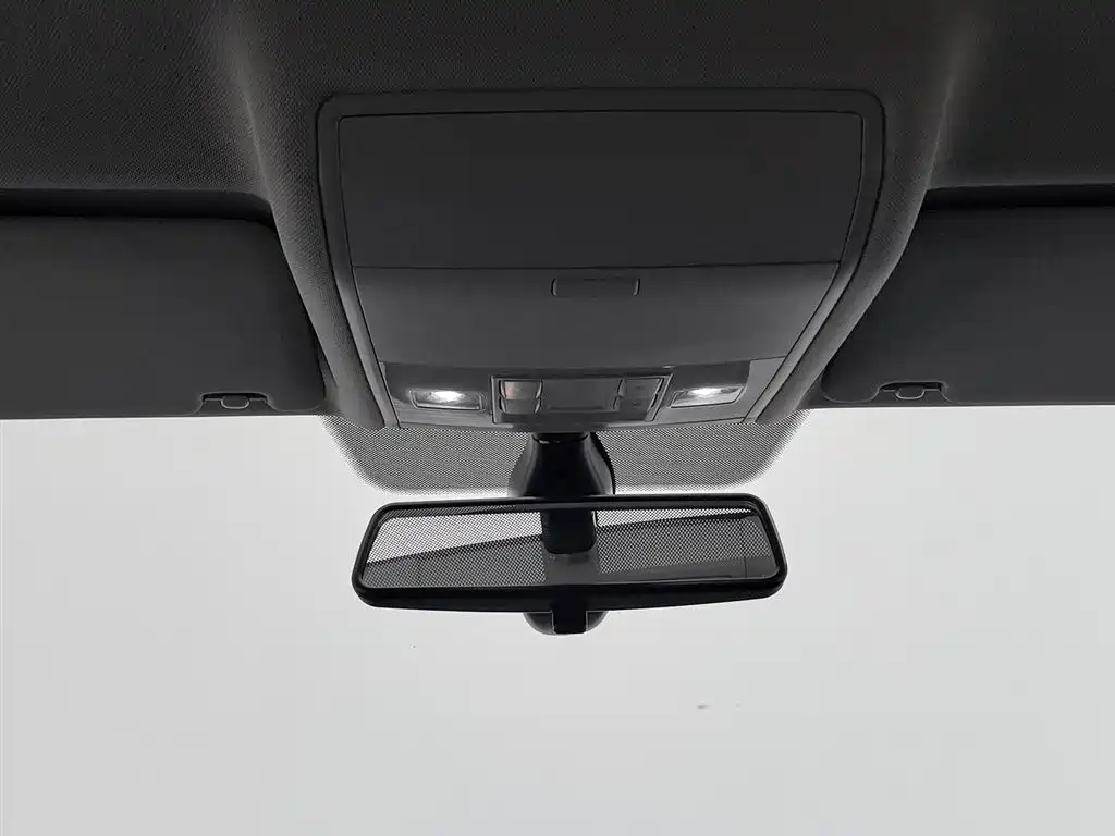 Volkswagen Tiguan L 2021 — фото 11