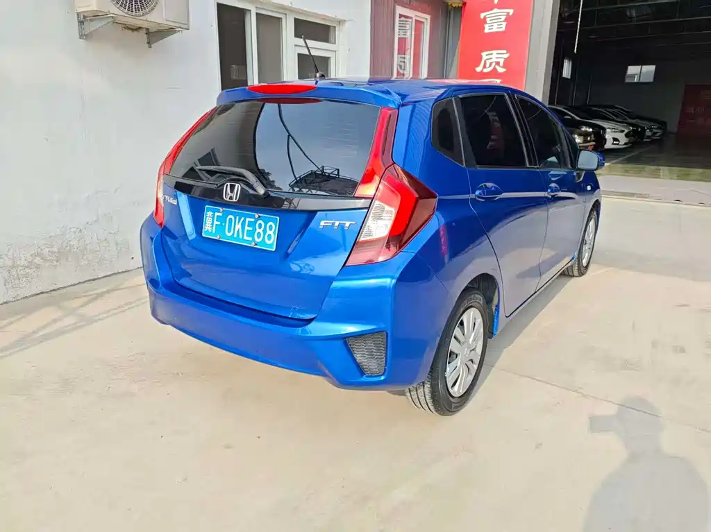Honda Fit 2017 — фото 9