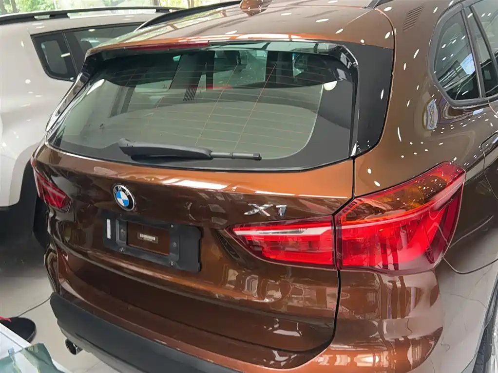 BMW X1 2017 — фото 10
