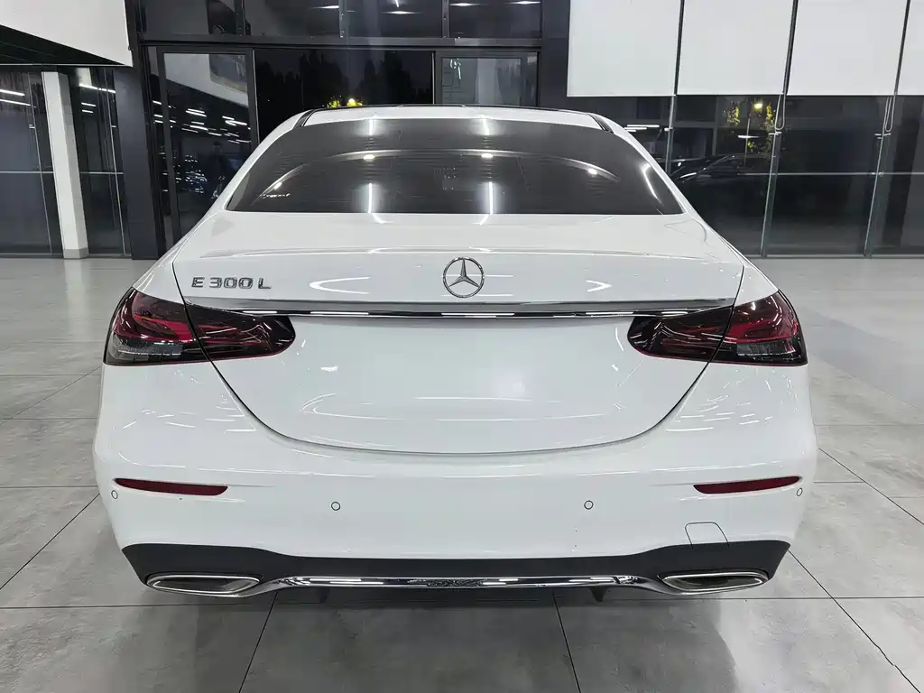 Mercedes-Benz E-Class 2021 — фото 5