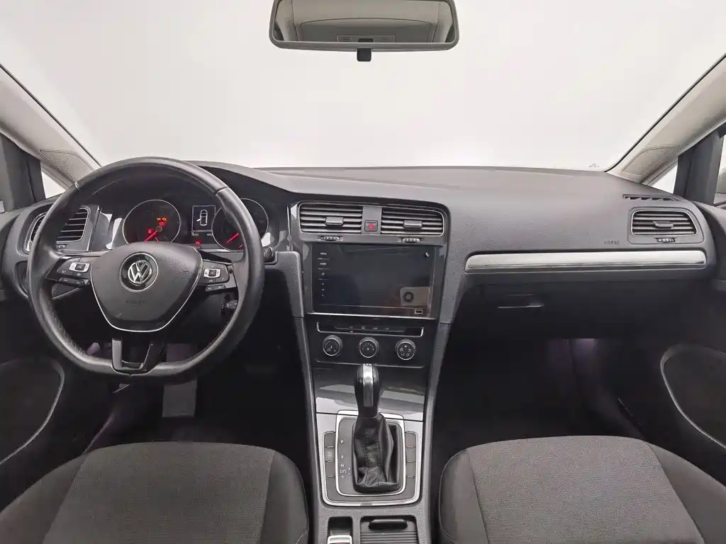 Volkswagen Golf 2020