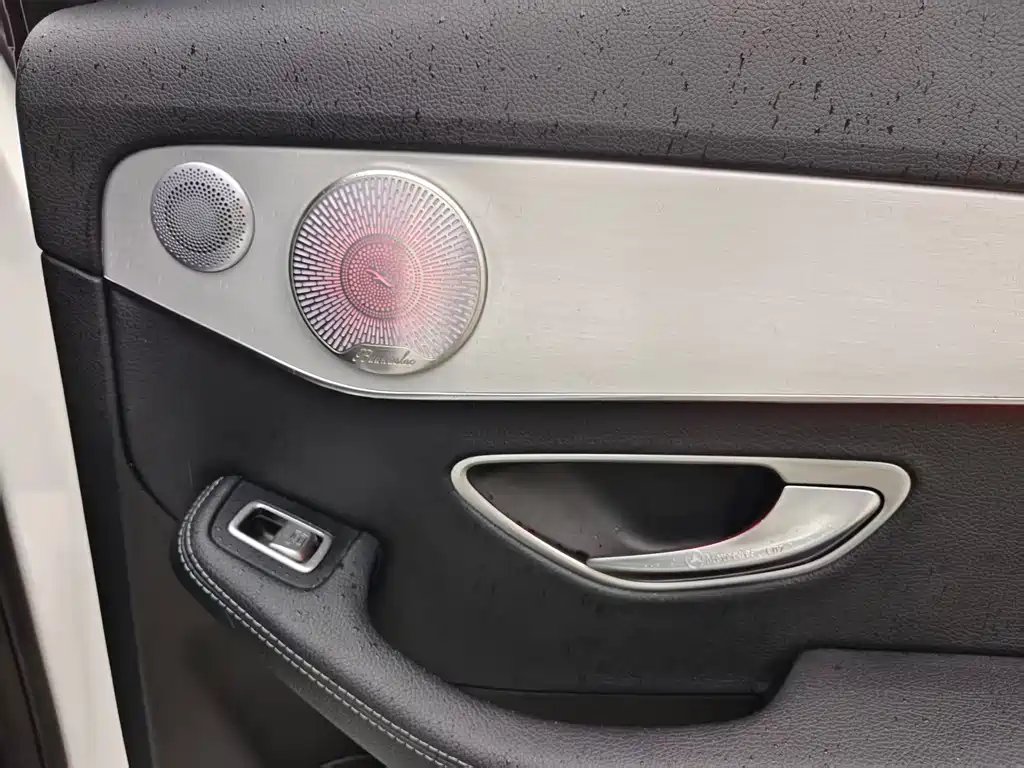 Mercedes-Benz C-Class 2020 — фото 17
