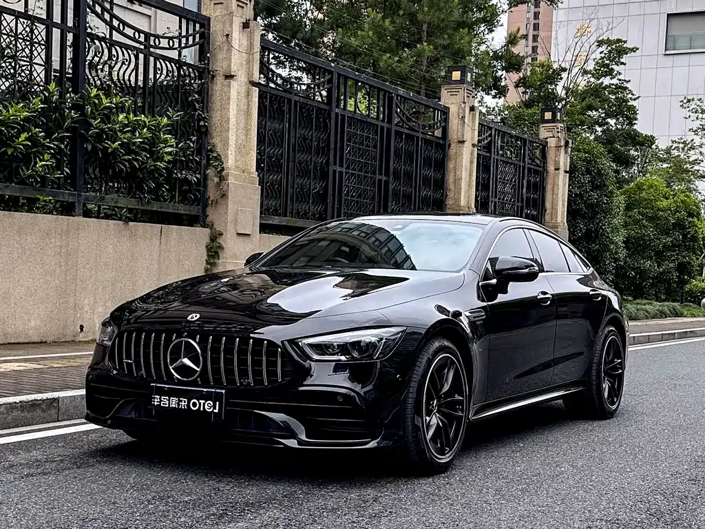 Mercedes-Benz AMG GT 2023 — фото 1
