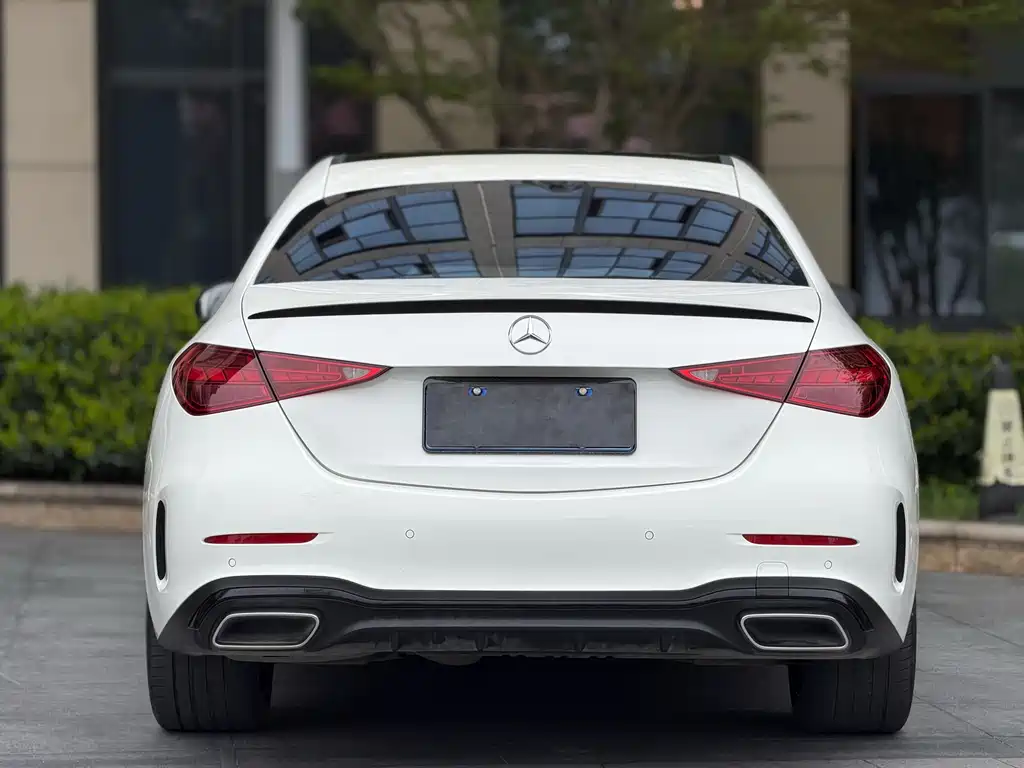 Mercedes-Benz C-Class 2023 — фото 9