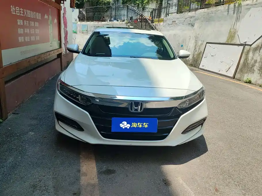 Honda Accord 2019 — фото 2