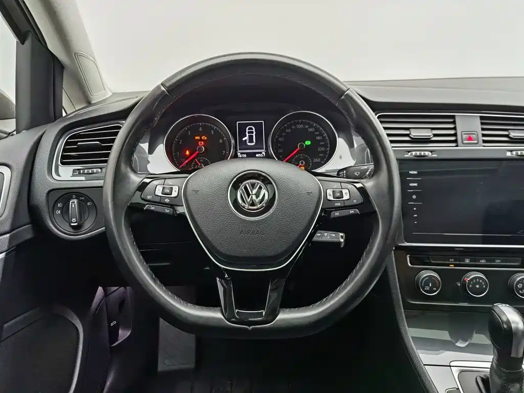 Volkswagen Golf 2020 — фото 11