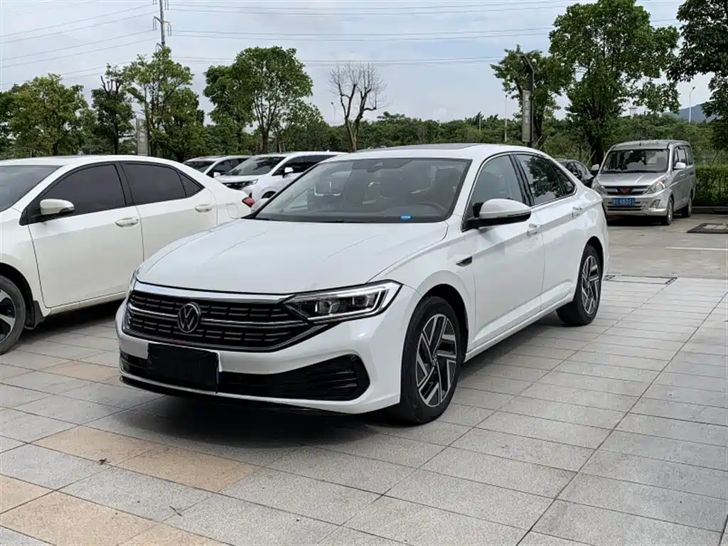Volkswagen Sagitar 2025