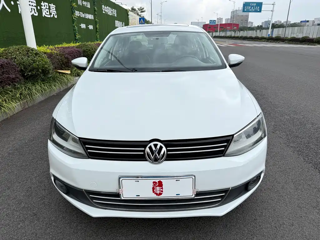 Volkswagen Sagitar 2015 — фото 2