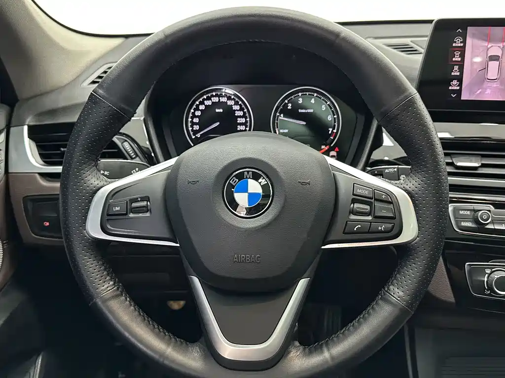 BMW X1 2022 — фото 12