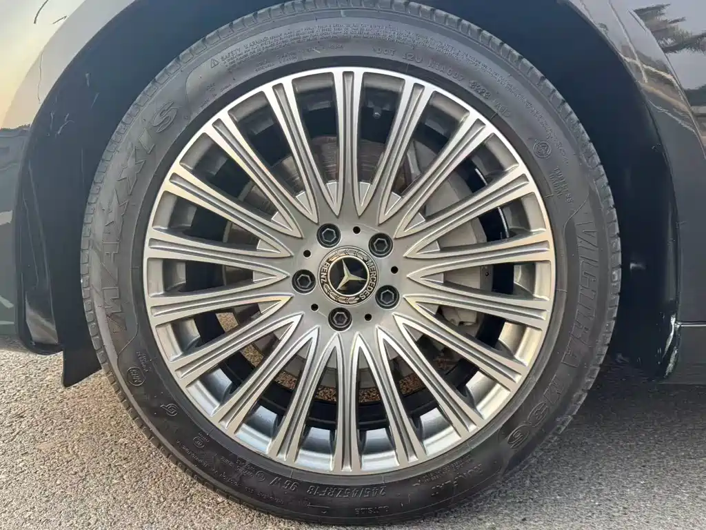 Mercedes-Benz E-Class 2018