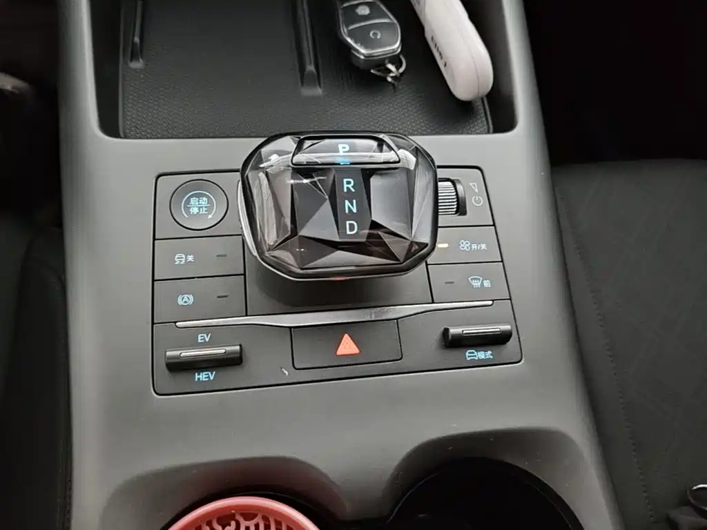 BYD Qin PLUS 2025 — фото 14