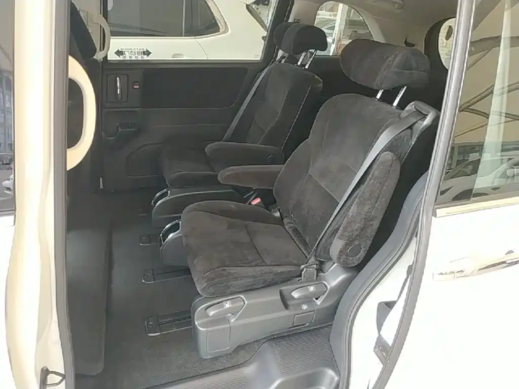 Honda Odyssey 2019 — фото 17