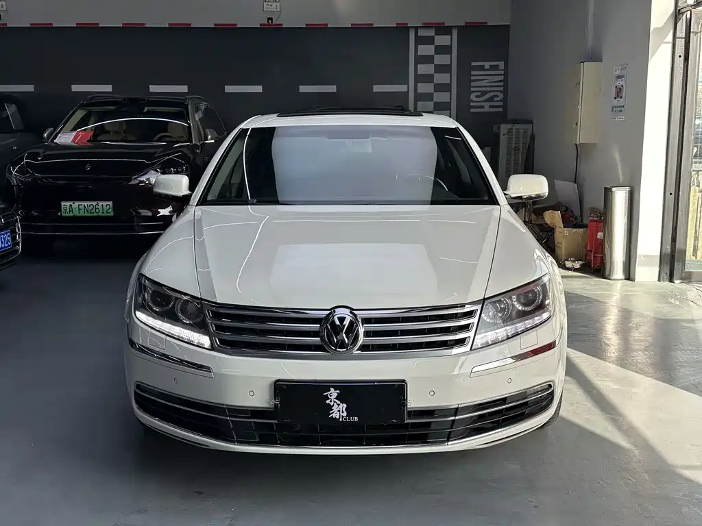 Volkswagen Phaeton 2016 — фото 2