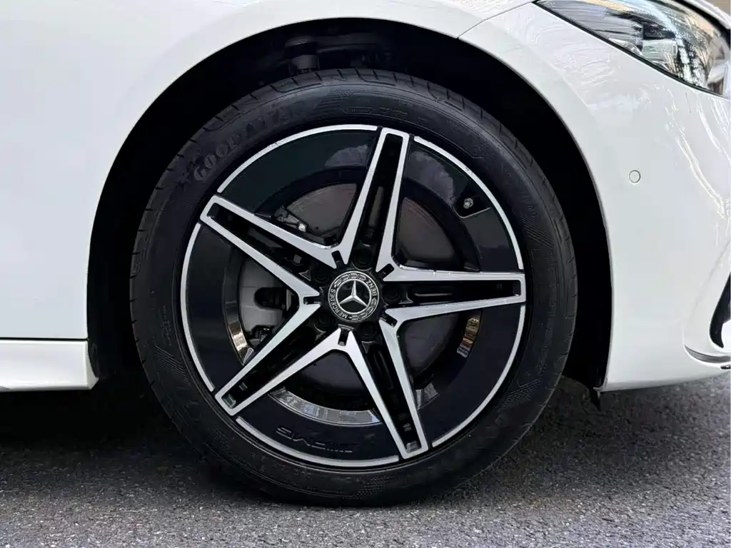 Mercedes-Benz C-Class 2023 — фото 8