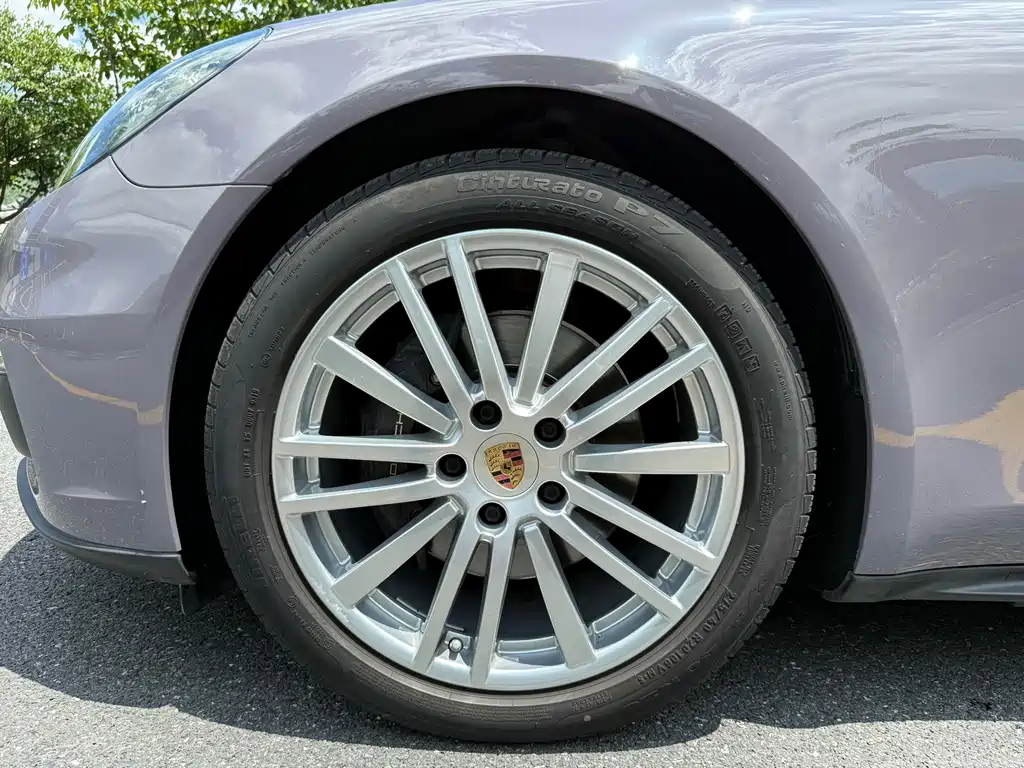 Porsche Panamera 2019 — фото 16