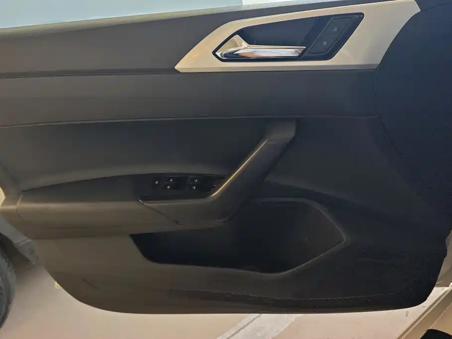 Volkswagen Polo 2021