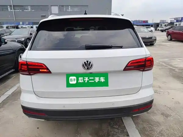 Volkswagen Tharu 2019