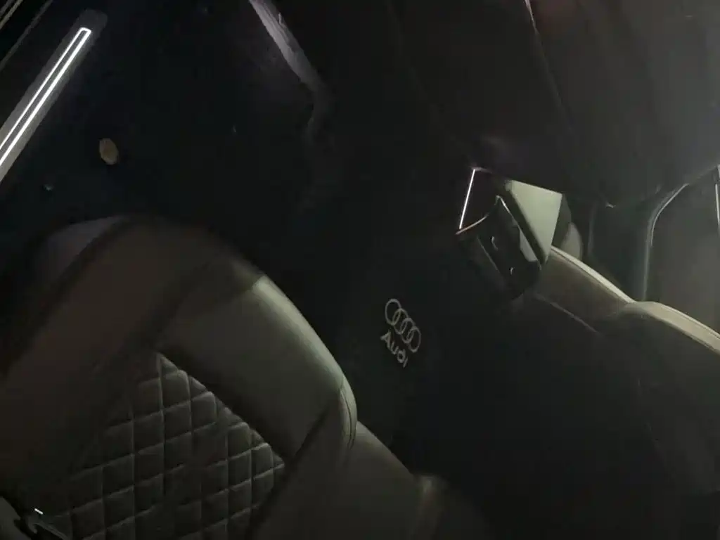 Audi A8 2020