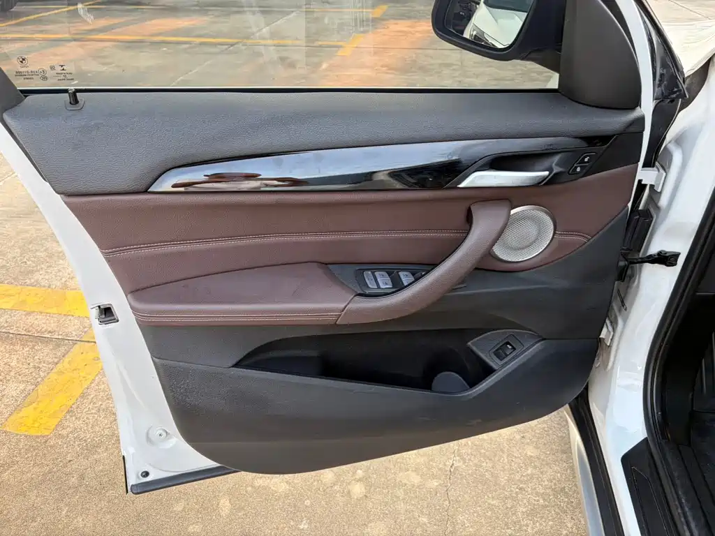 BMW X1 2022 — фото 16