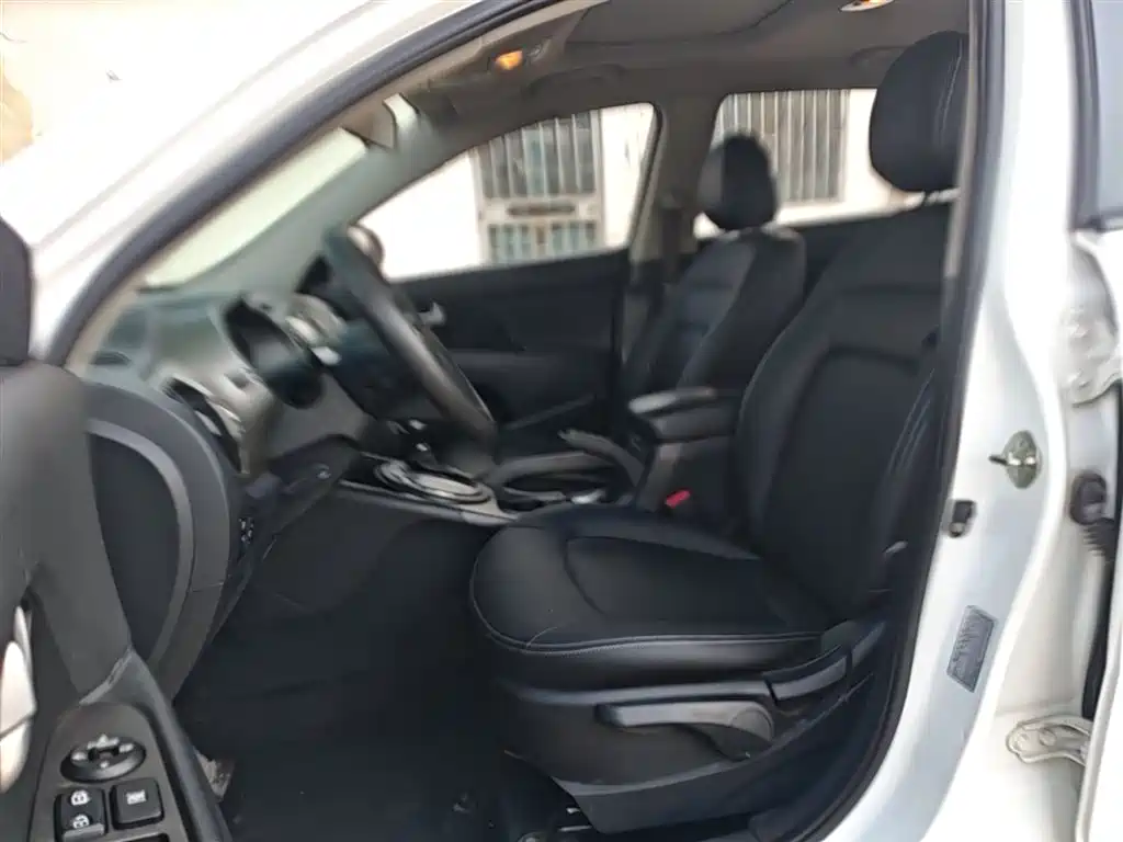 Kia Sportage 2015 — фото 15