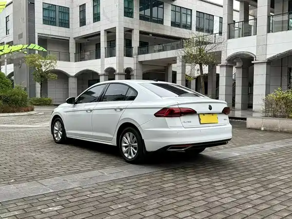Volkswagen Bora 2021