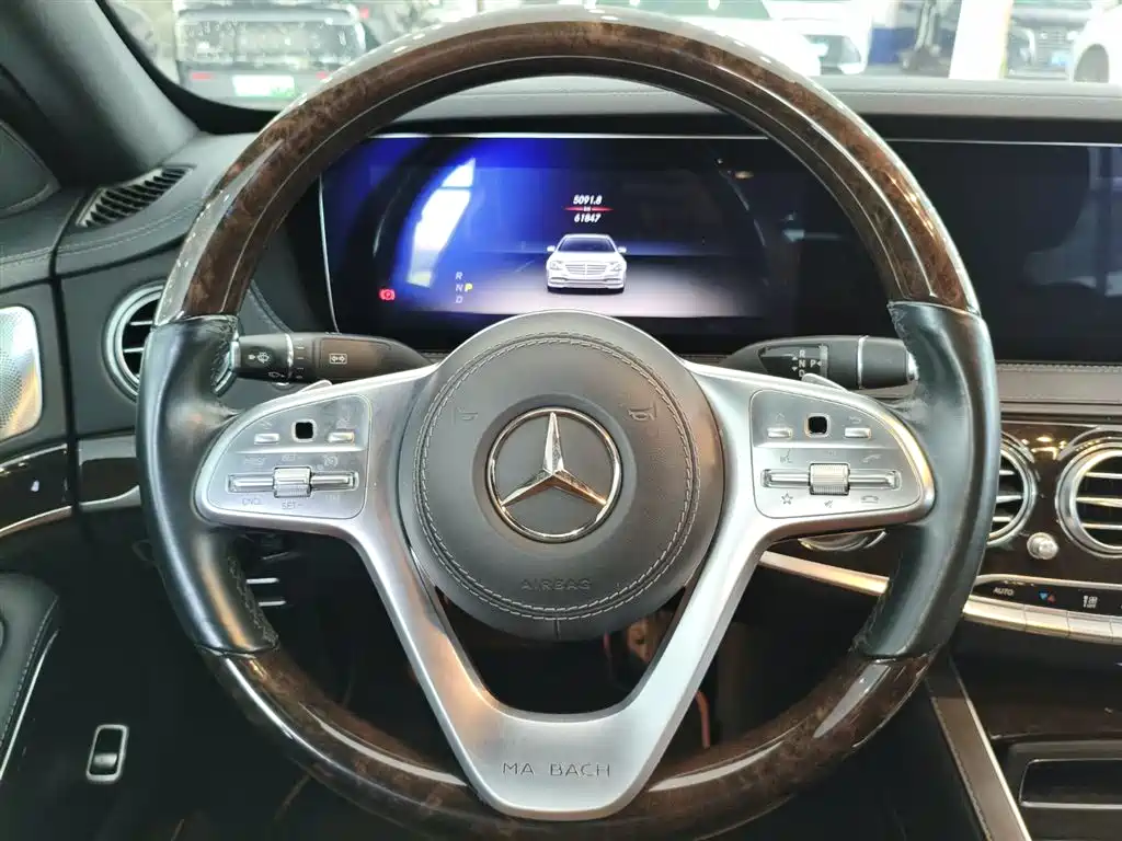 Mercedes-Benz Maybach S-Class 2021 — фото 10