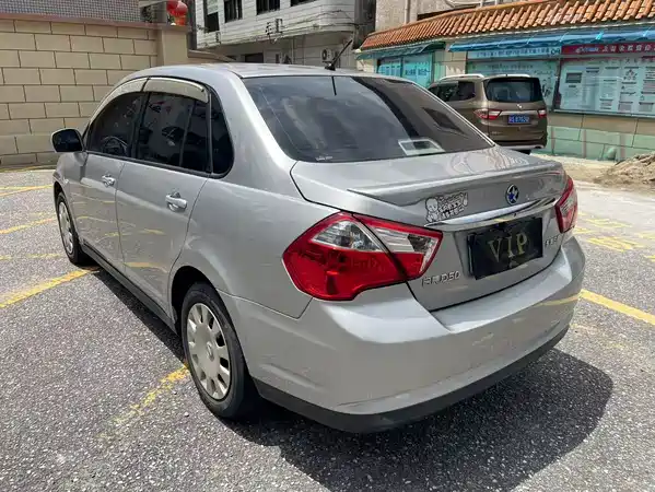 Venucia D50 2016
