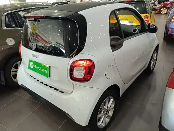 smart fortwo 2018