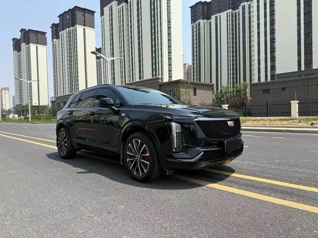 Cadillac XT5 2025 — фото 2