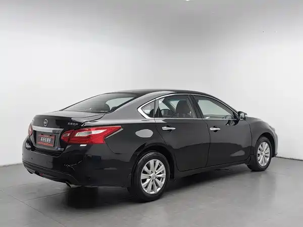 Nissan Teana 2018