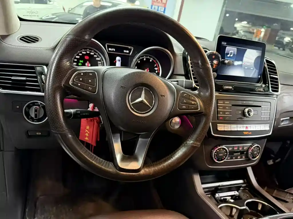 Mercedes-Benz GLE 2017