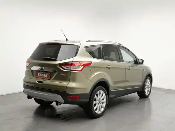 Ford Kuga 2015