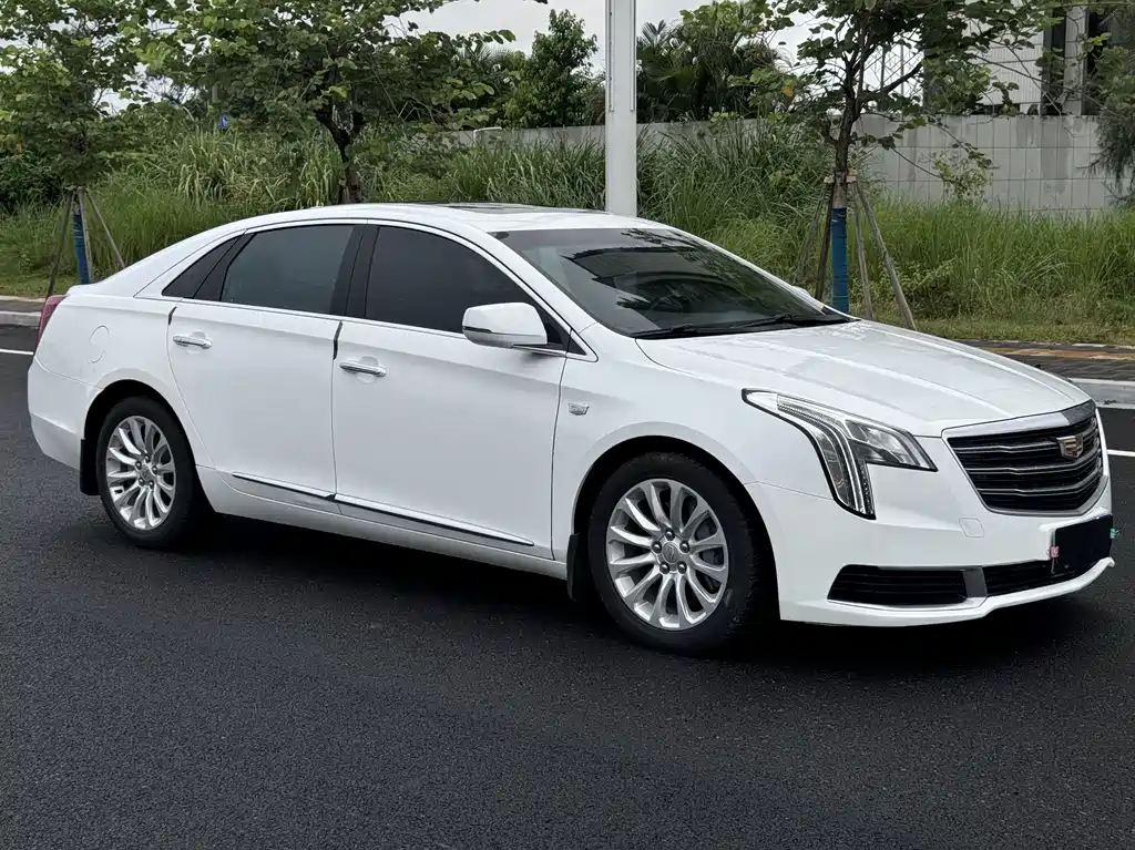 Cadillac XTS 2018 — фото 3
