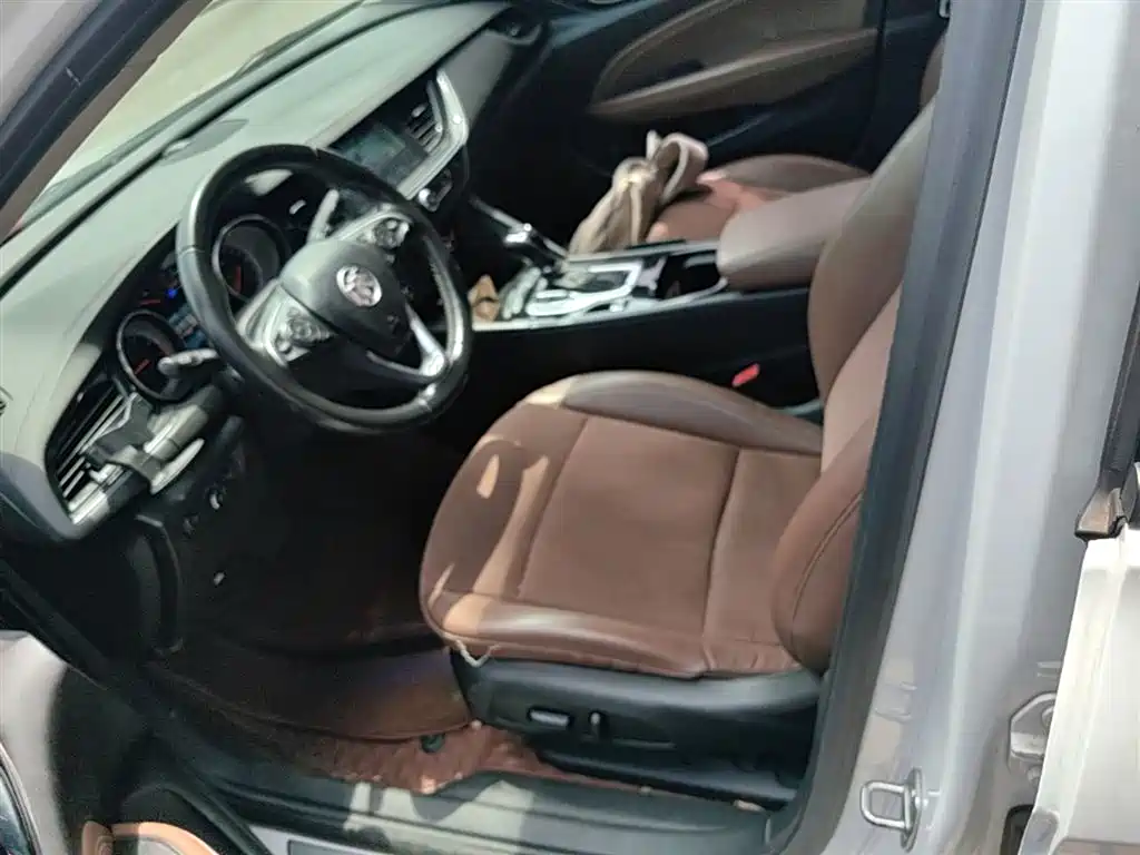 Buick Regal 2019 — фото 15