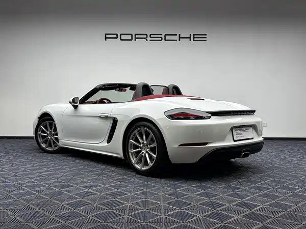 Porsche 718 2023