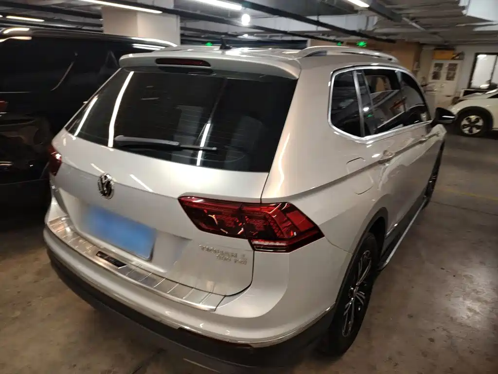 Volkswagen Tiguan L 2017