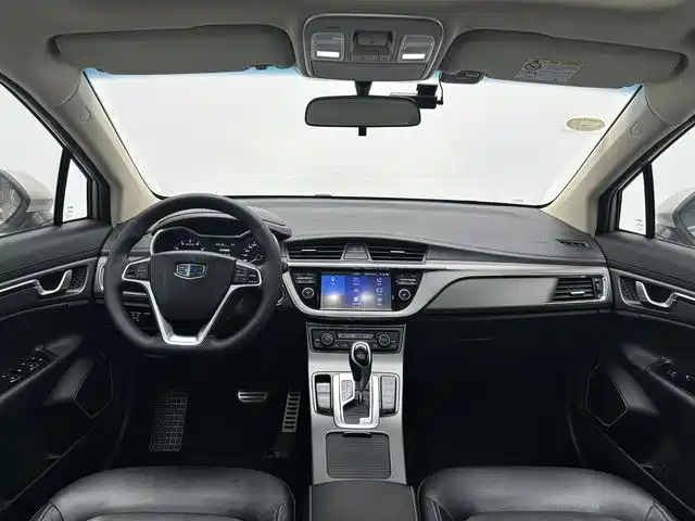 Geely Emgrand GS 2017 — фото 4