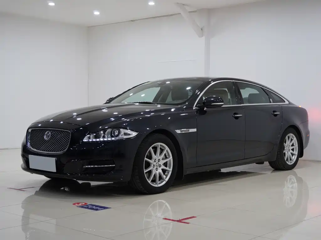 Jaguar XJ 2012