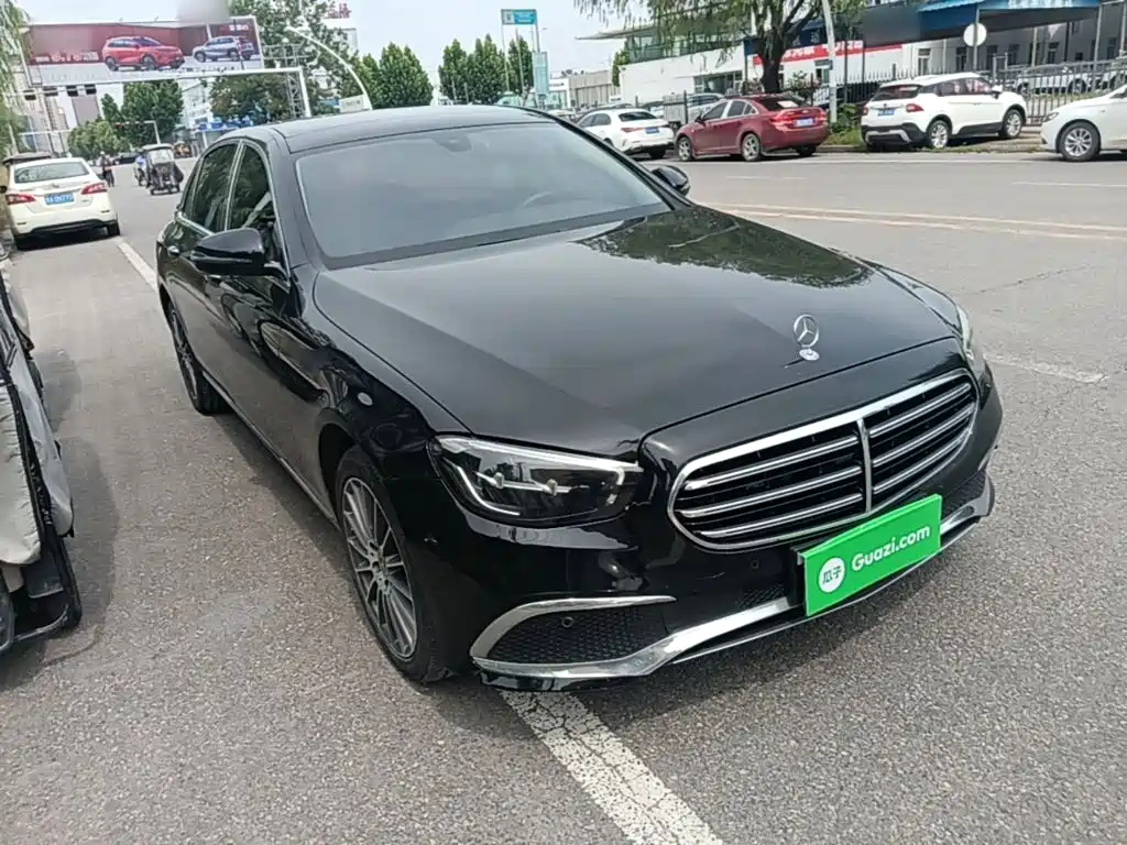 Mercedes-Benz E-Class 2022