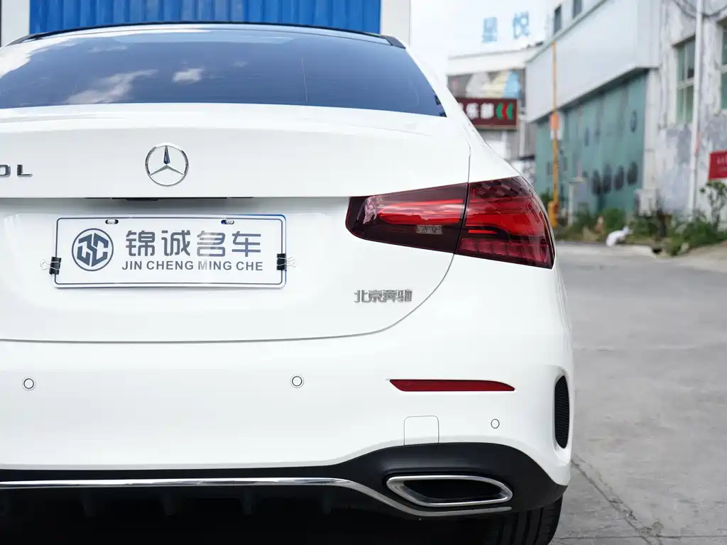 Mercedes-Benz A-Class 2024 — фото 15