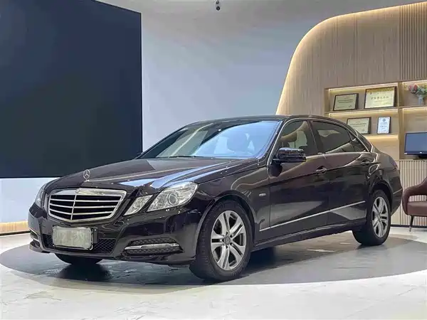 Mercedes-Benz E-Class 2012