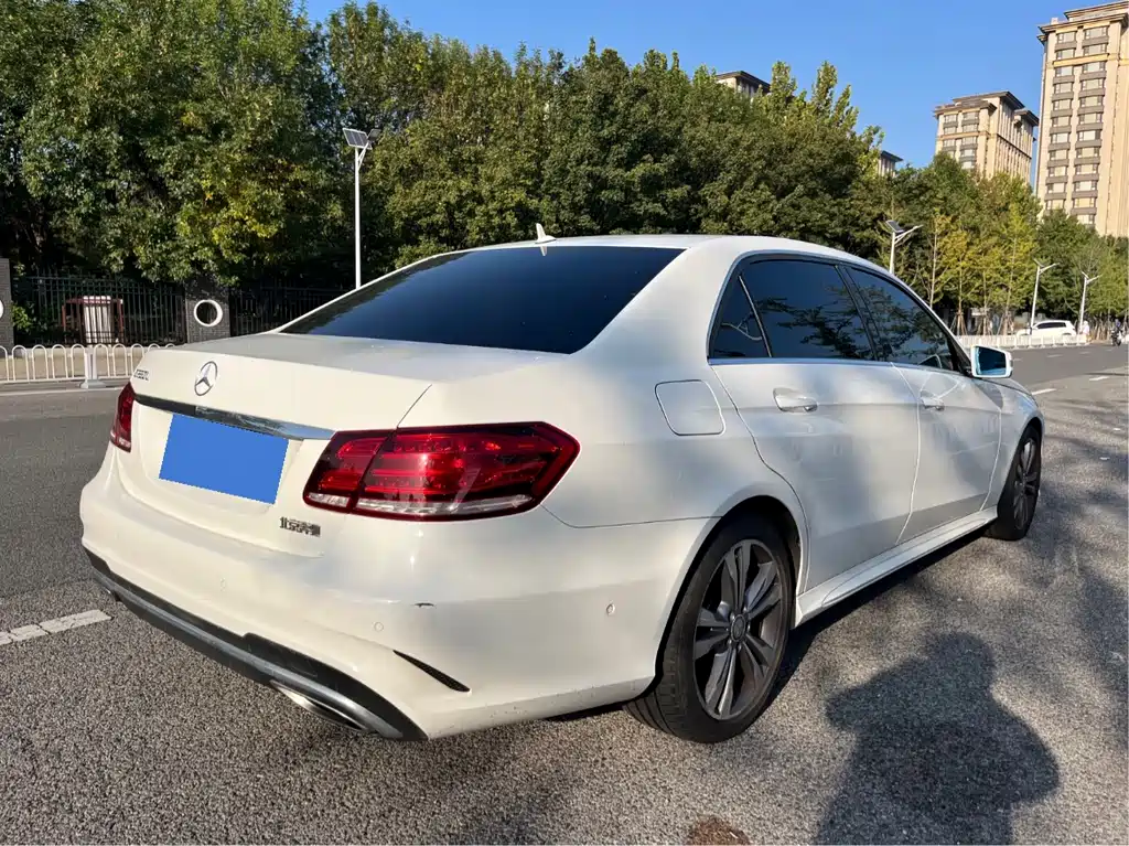 Mercedes-Benz E-Class 2014 — фото 4