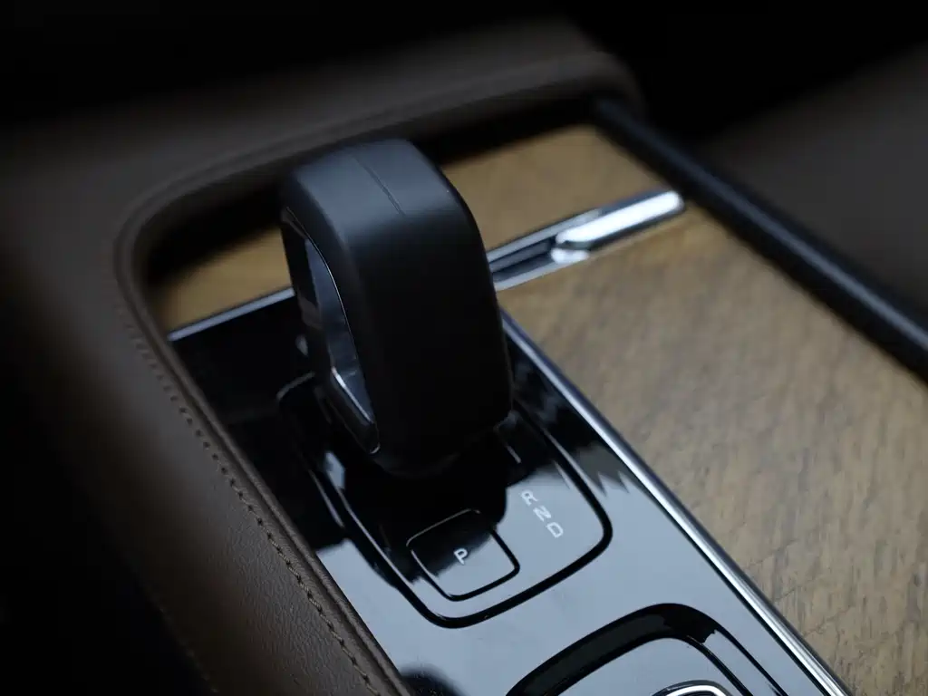 Volvo S90 2025 — фото 12
