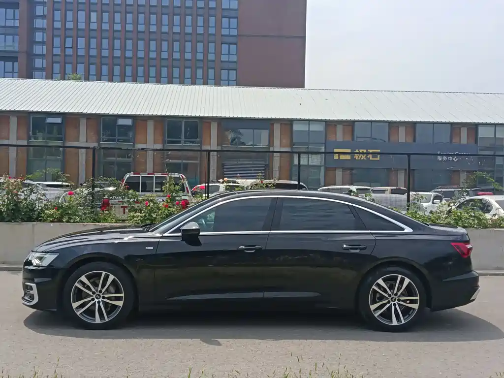 Audi A6L 2023