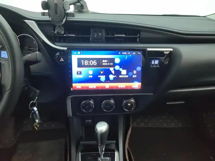 Toyota Corolla 2018 — фото 13