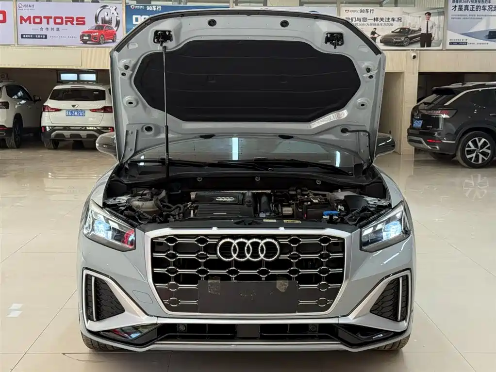 Audi Q2L 2022